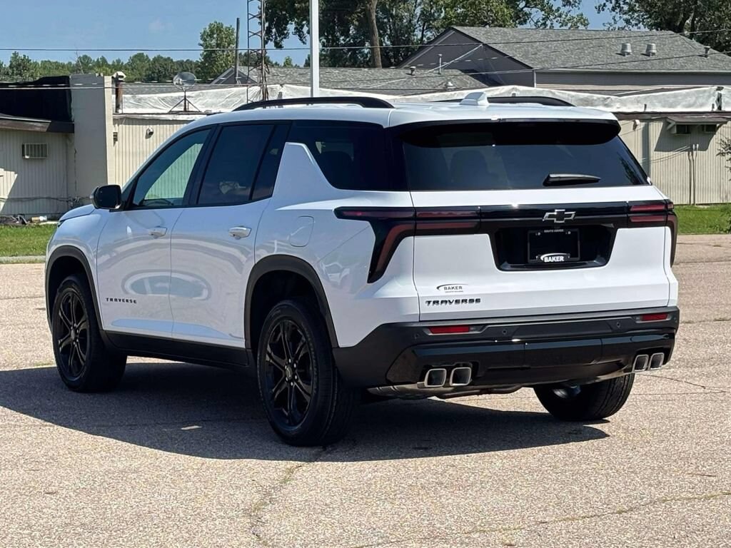 New 2027 Chevrolet Traverse LT SUV