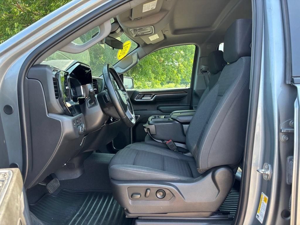 Used 2024 Chevrolet Silverado 1500 LT (2FL) Truck