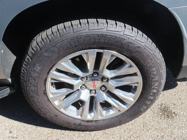 2024 GMC Yukon XL Denali - Photo 15