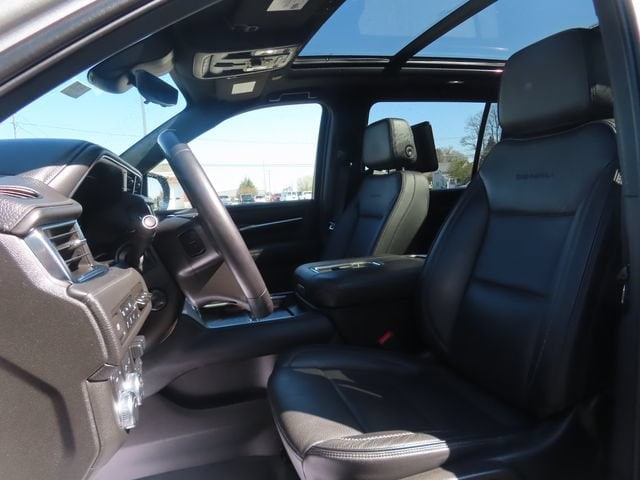 2024 GMC Yukon XL Denali - Photo 19