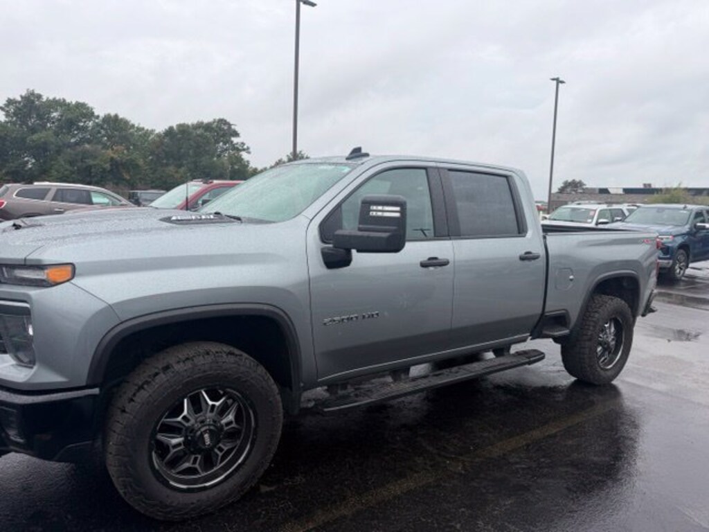 Used 2024 Chevrolet Silverado 2500 HD Custom Truck Crew Cab