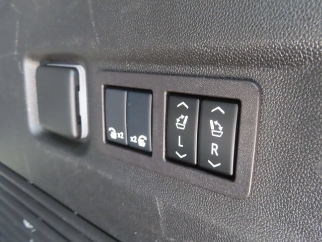 2024 GMC Yukon XL Denali - Photo 33
