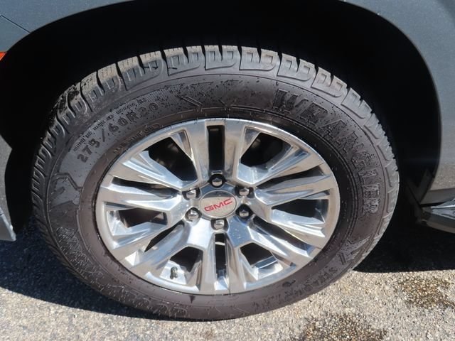 2024 GMC Yukon XL Denali - Photo 16
