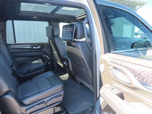 2024 GMC Yukon XL Denali - Photo 29