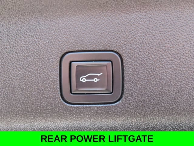 2024 GMC Yukon XL Denali - Photo 34