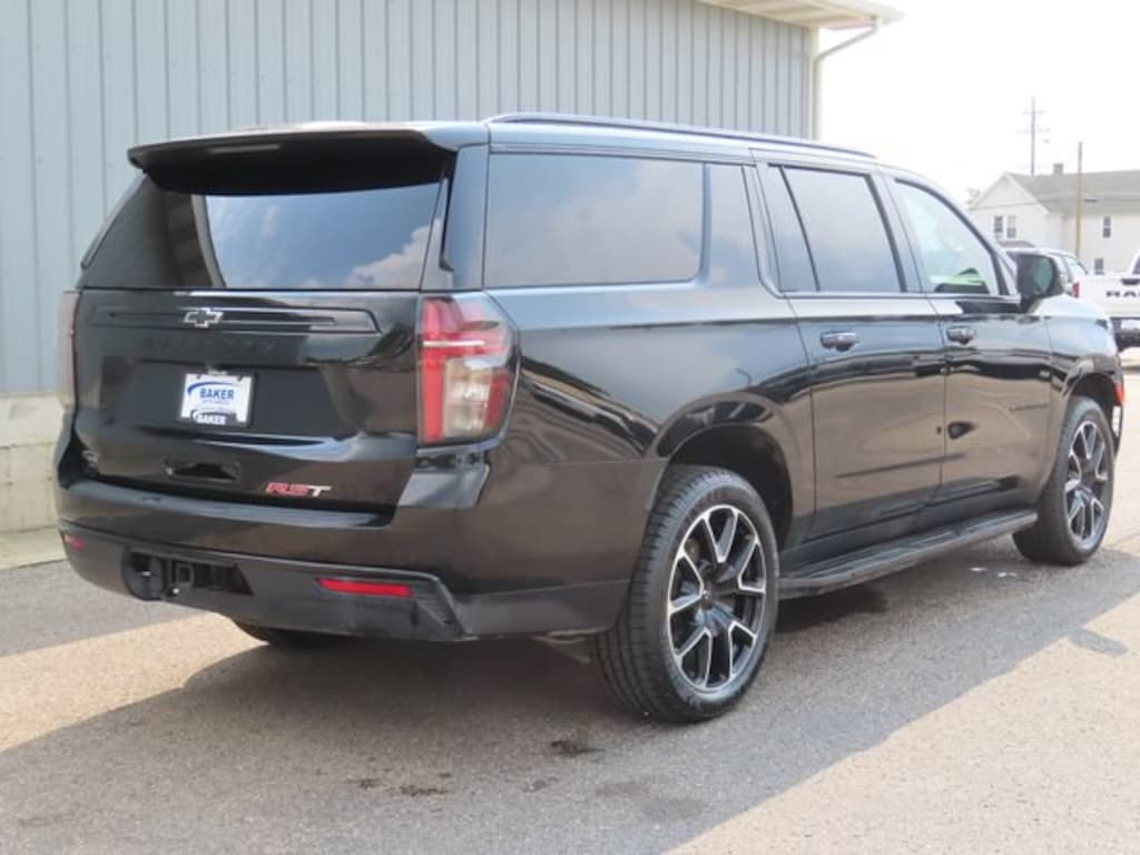 Used 2024 Chevrolet Suburban RST SUV