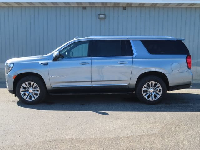 2024 GMC Yukon XL Denali - Photo 8