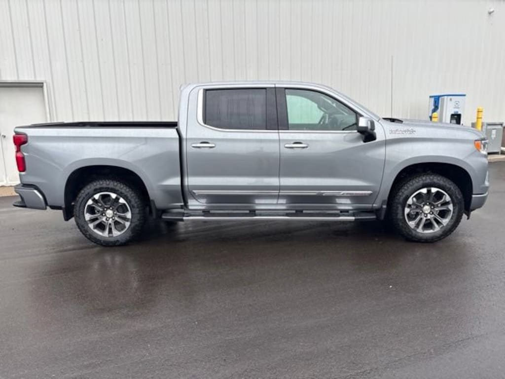 New 2026 Chevrolet Silverado 1500 High Country Truck