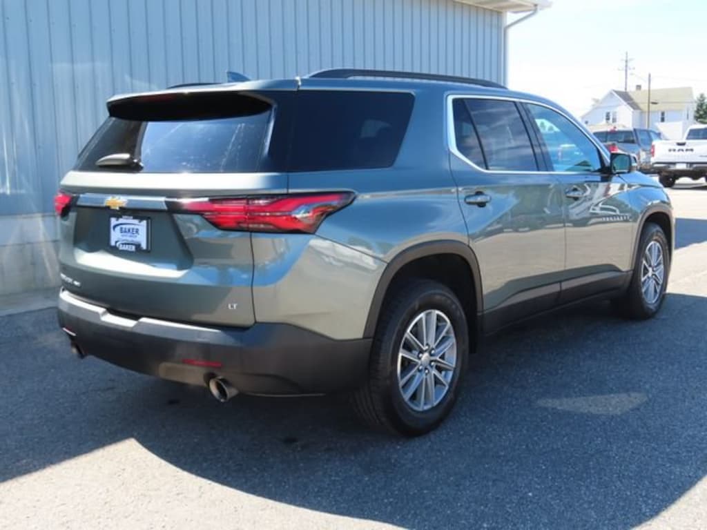 Used 2023 Chevrolet Traverse LT Cloth SUV