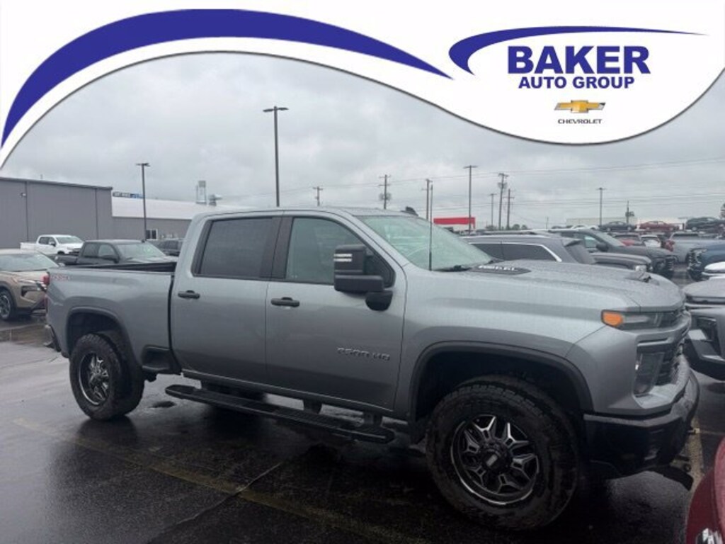 Used 2024 Chevrolet Silverado 2500 HD Custom Truck Crew Cab