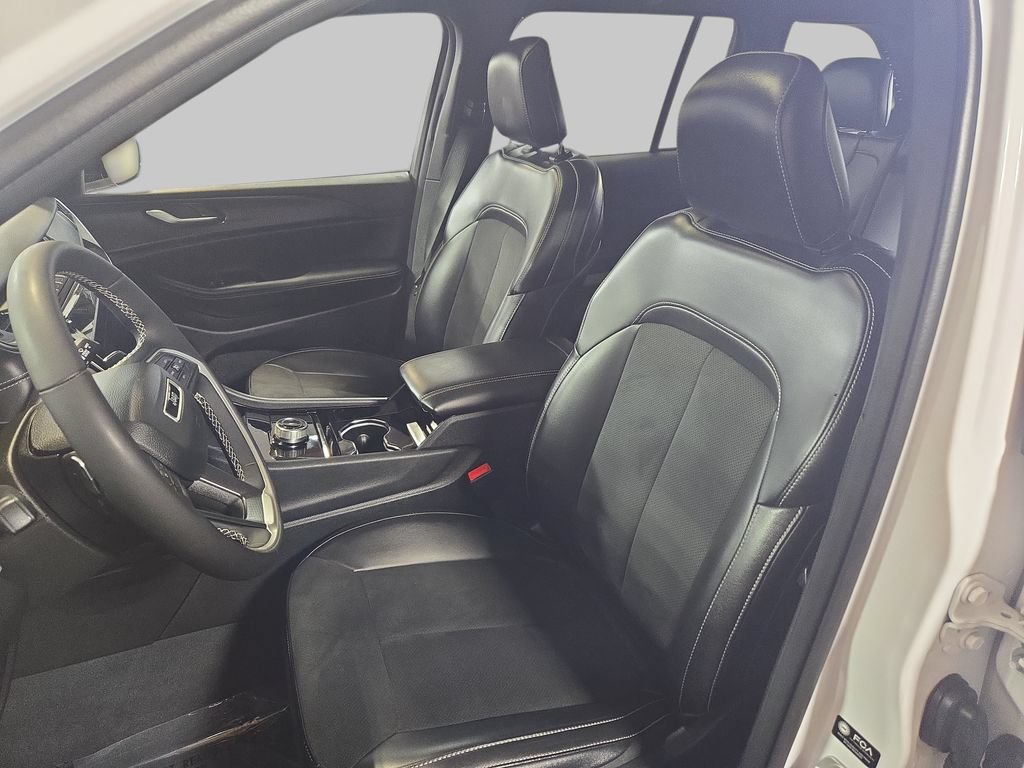2023 Jeep Grand Cherokee Altitude - Photo 16