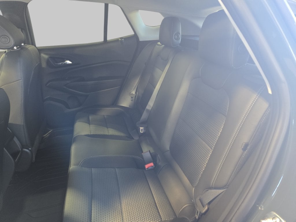 2026 Chevrolet Trax LT - Photo 15