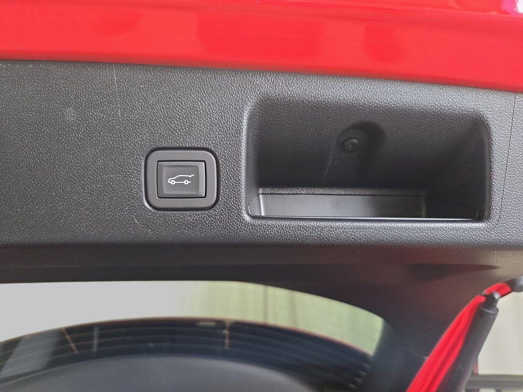 2025 Chevrolet Equinox EV RS - Photo 15