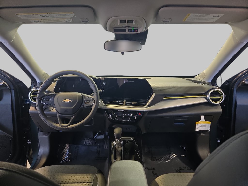 2026 Chevrolet Trax LT - Photo 9