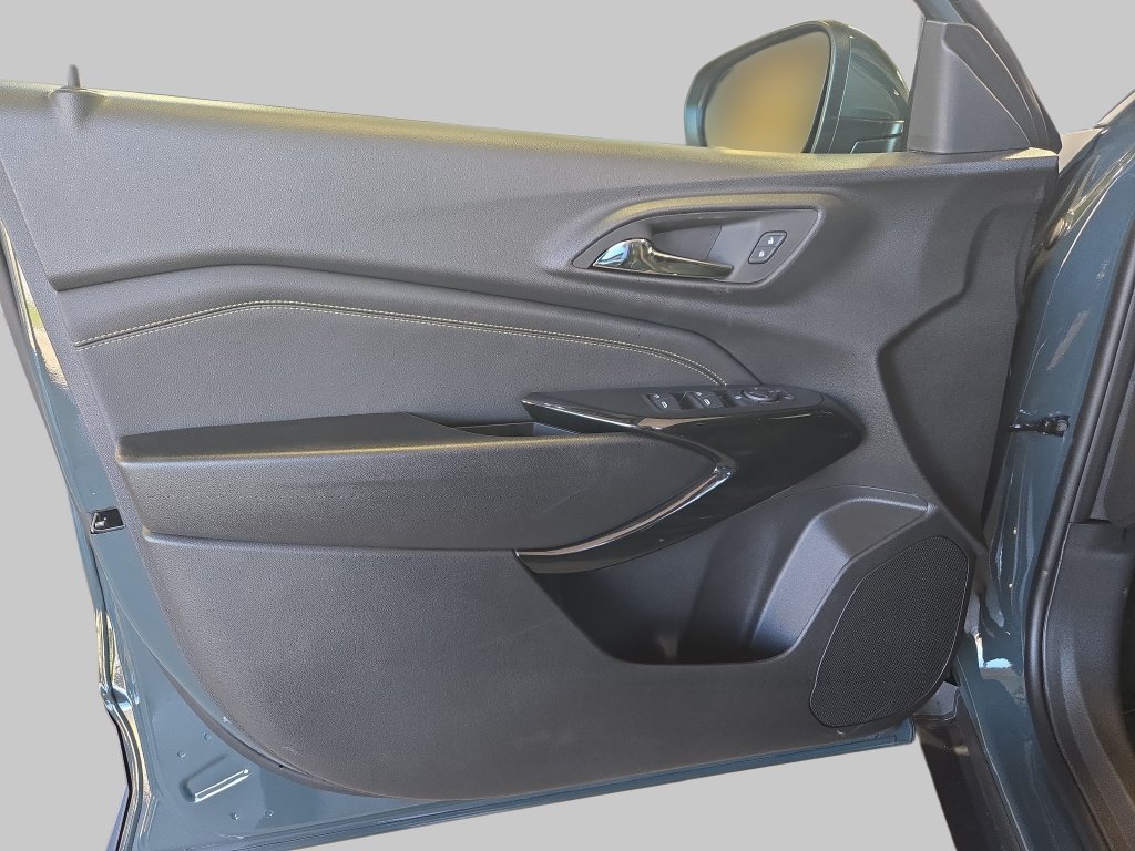 2026 Chevrolet Trax LT - Photo 30