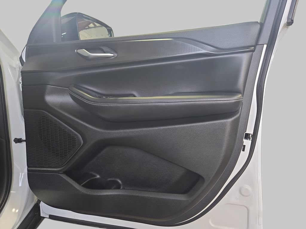 2023 Jeep Grand Cherokee Altitude - Photo 10