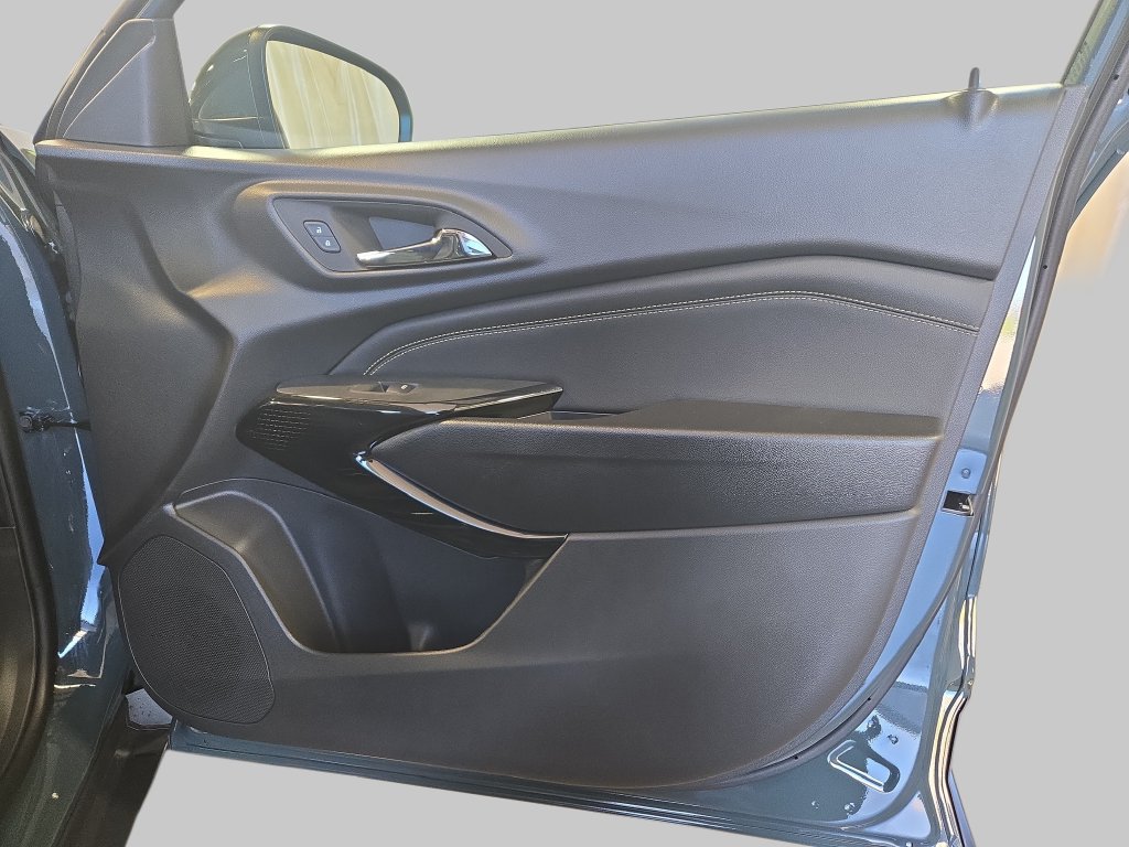2026 Chevrolet Trax LT - Photo 11