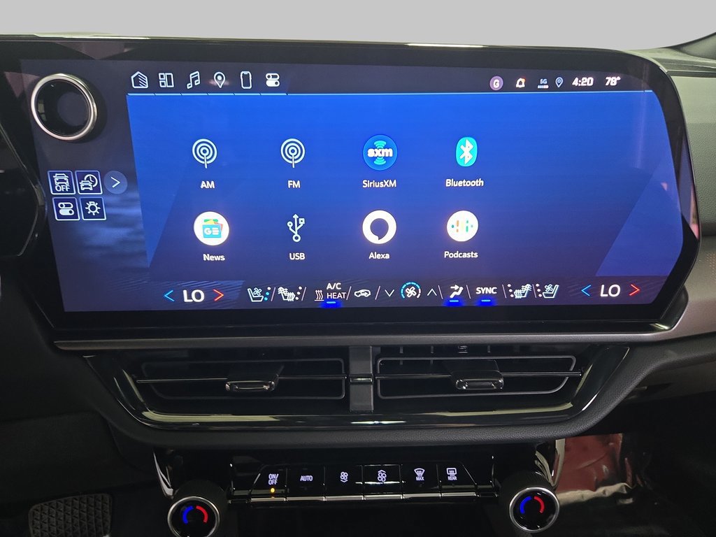 2025 Chevrolet Equinox EV RS - Photo 24