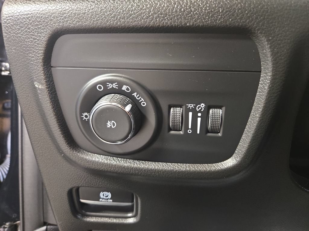 2023 Jeep Grand Cherokee Limited - Photo 29