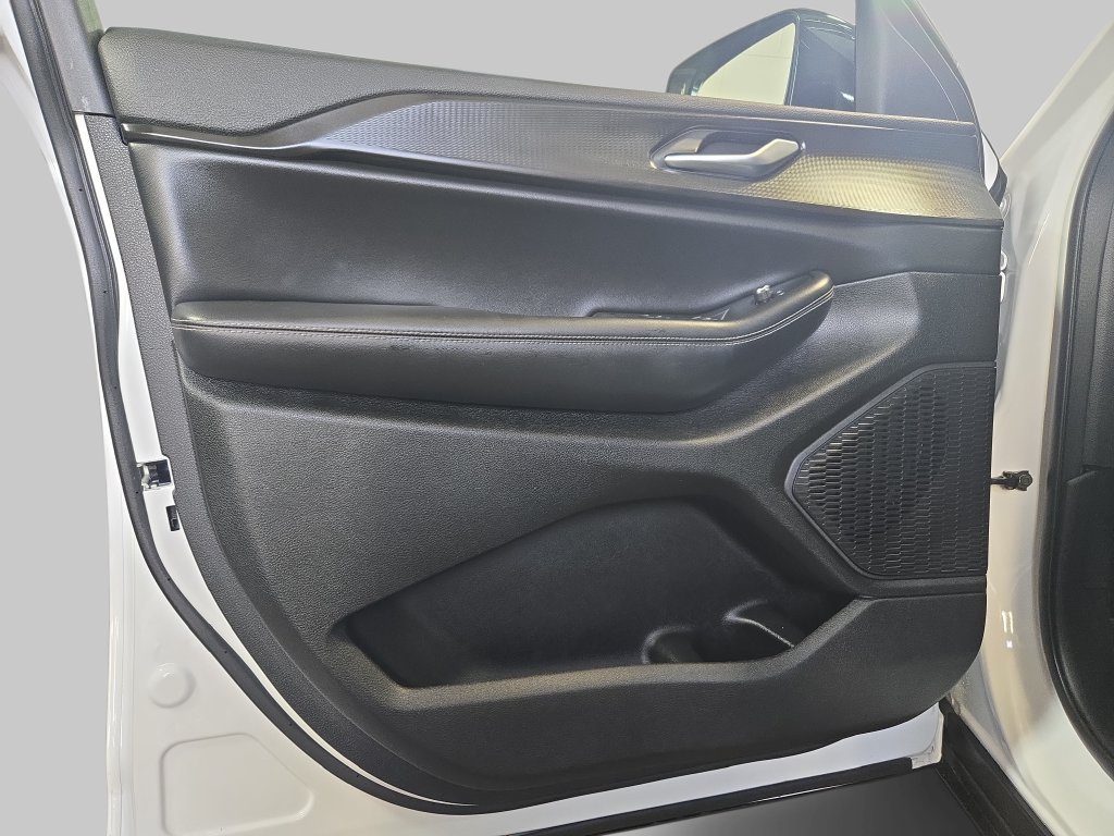 2023 Jeep Grand Cherokee Altitude - Photo 29