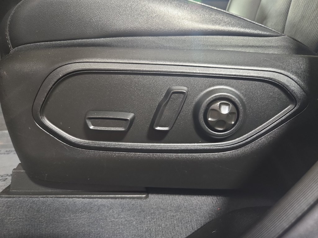 2023 Jeep Grand Cherokee Altitude - Photo 28