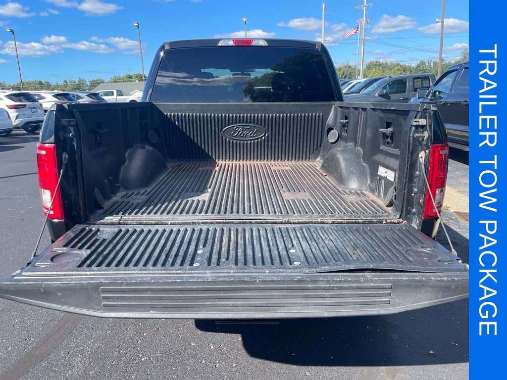 Used 2017 Ford F-150 XLT Truck