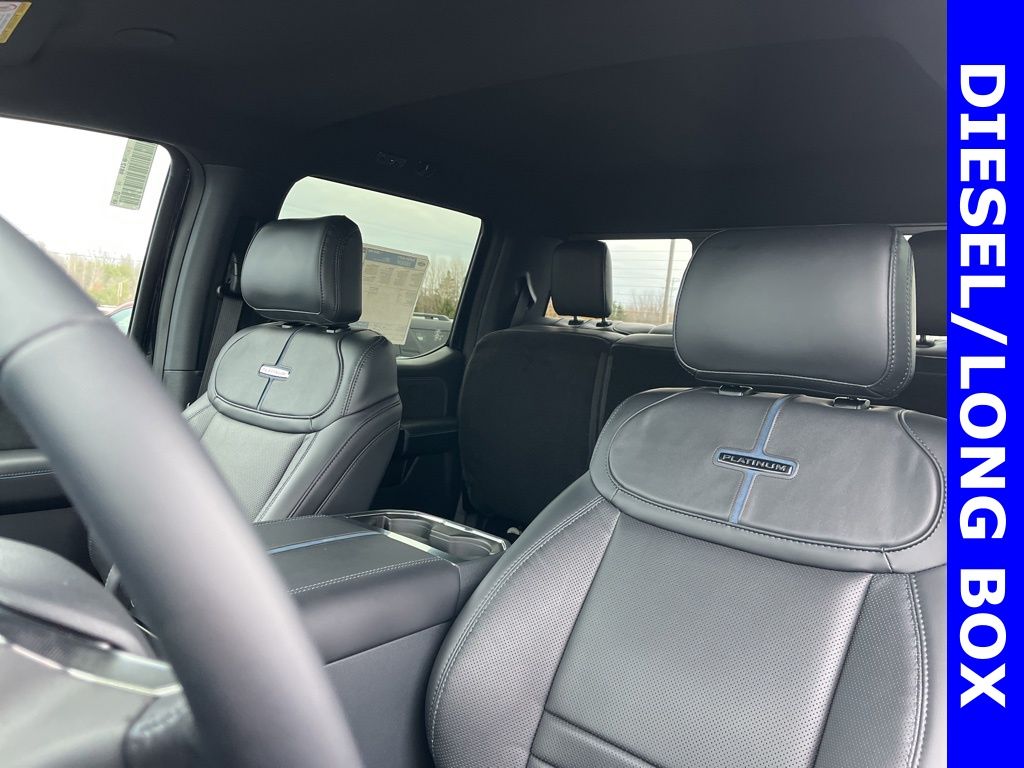 2026 Ford F-250 Super Duty Platinum - Photo 15