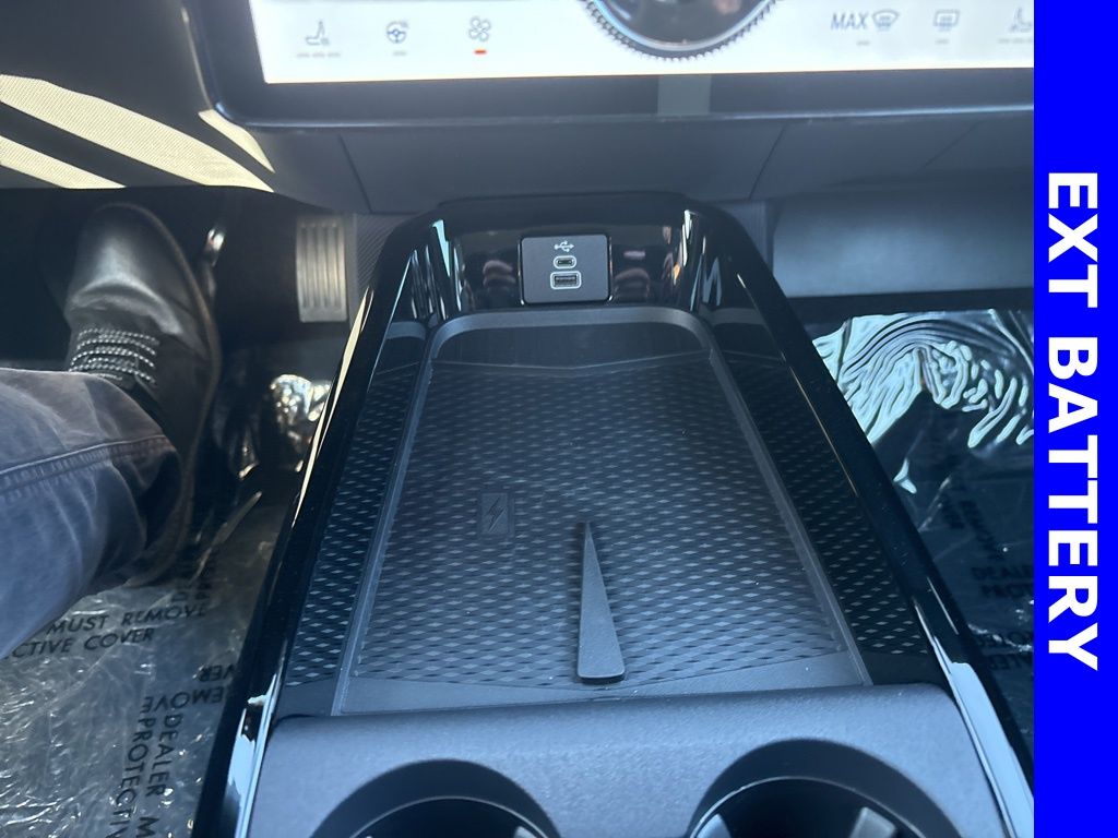 2025 Ford Mustang Mach-E Premium - Photo 24