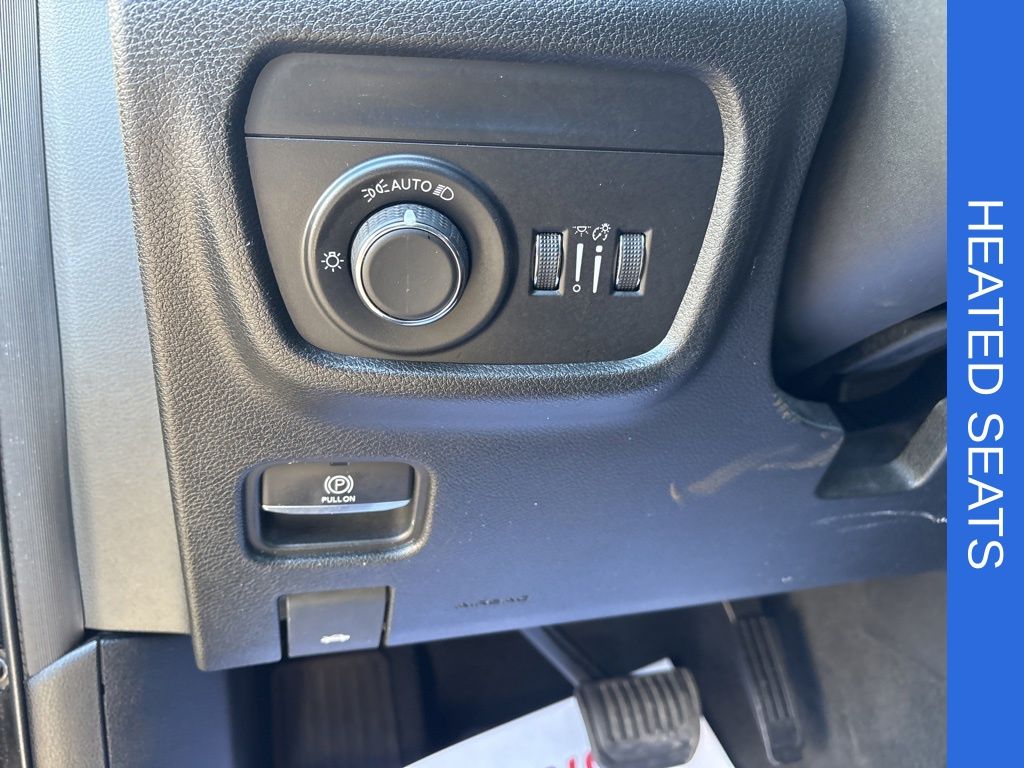 2023 Jeep Grand Cherokee Laredo - Photo 16