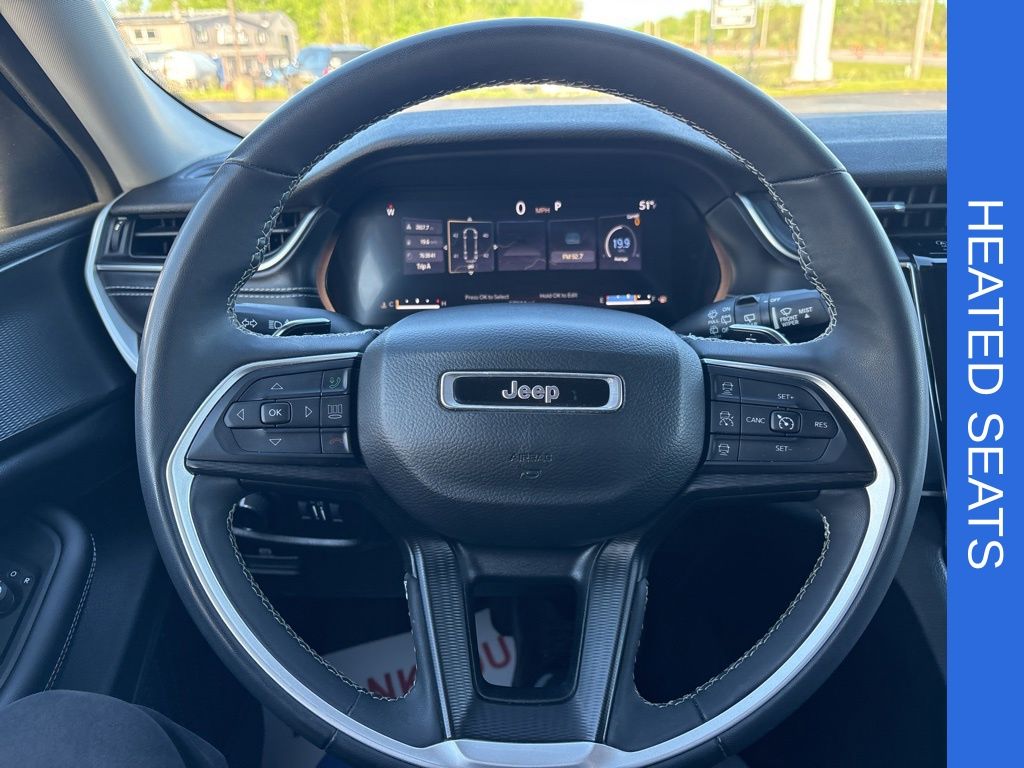 2023 Jeep Grand Cherokee Laredo - Photo 18