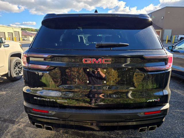 Used 2025 GMC Acadia AT4 SUV