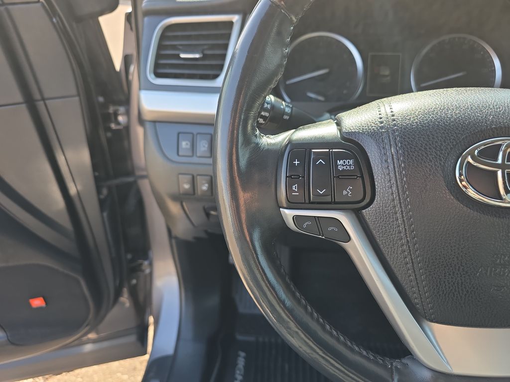 2019 Toyota Highlander Limited Platinum - Photo 19