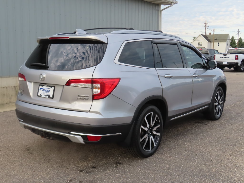 Used 2019 Honda Pilot Touring 7-Passenger AWD SUV