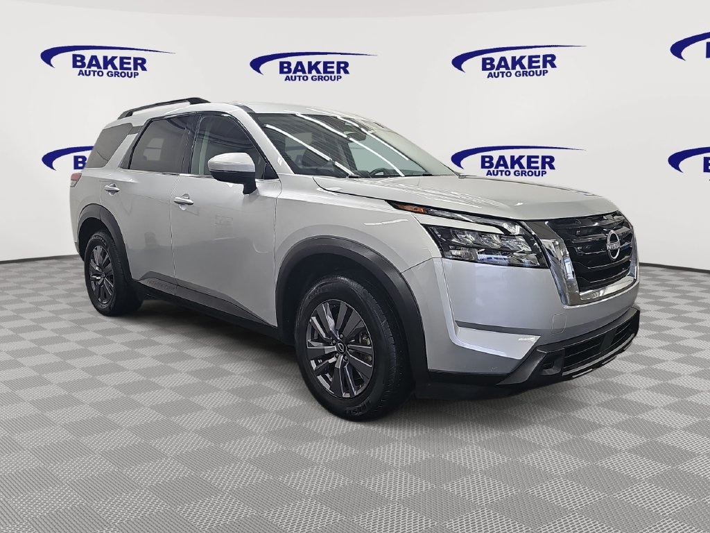 Used 2024 Nissan Pathfinder SV SUV