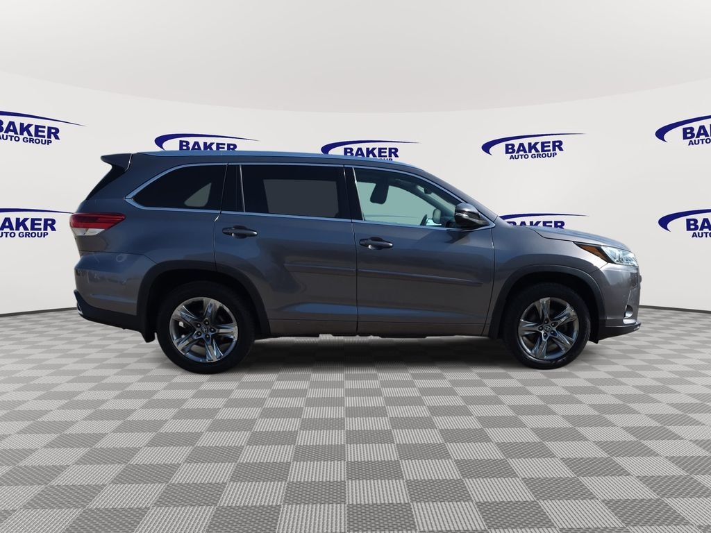 Used 2019 Toyota Highlander Limited Platinum V6 SUV
