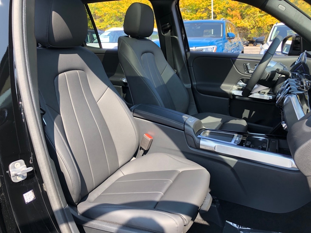 2026 Mercedes-Benz GLB GLB 250 - Photo 34