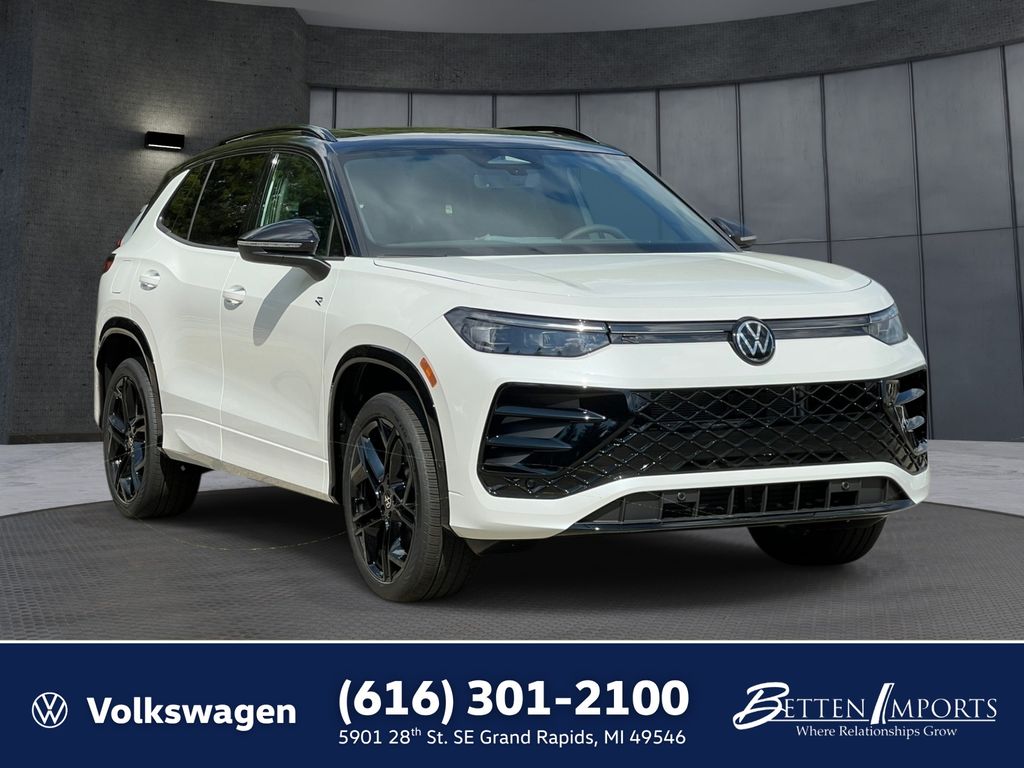 2026 Volkswagen Tiguan SE R-Line Black SUV