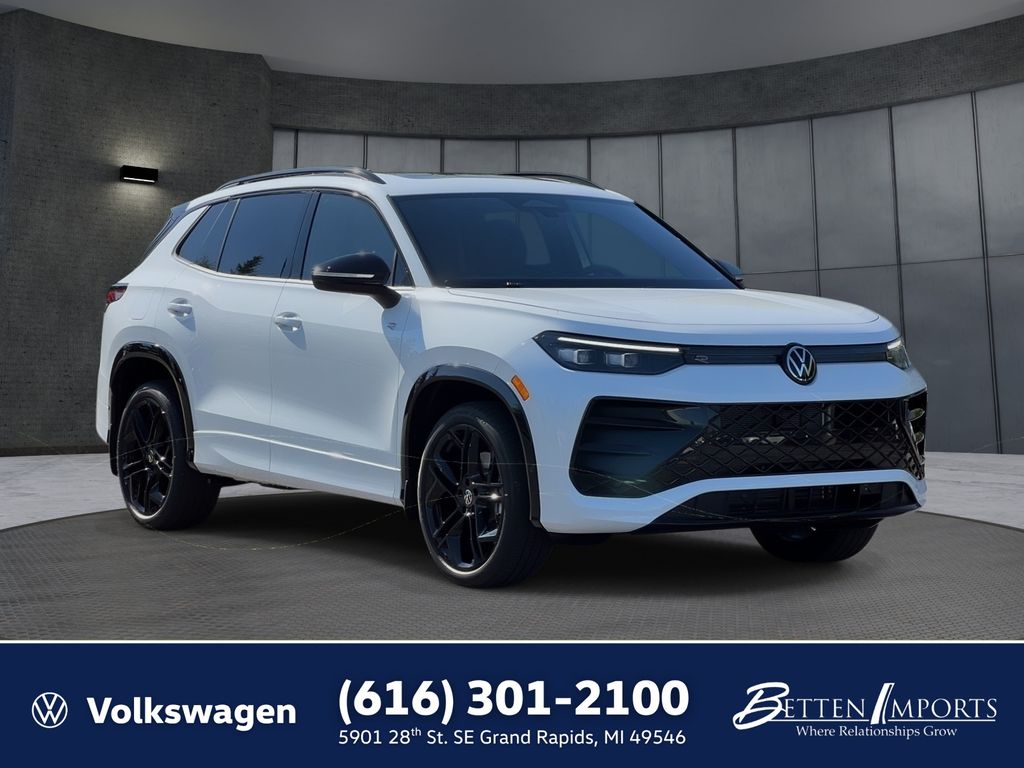 2026 Volkswagen Tiguan SE R-Line Black SUV