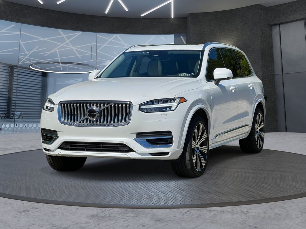 Certified 2024 Volvo XC90 plug-in hybrid T8 Plus 6-Seater SUV