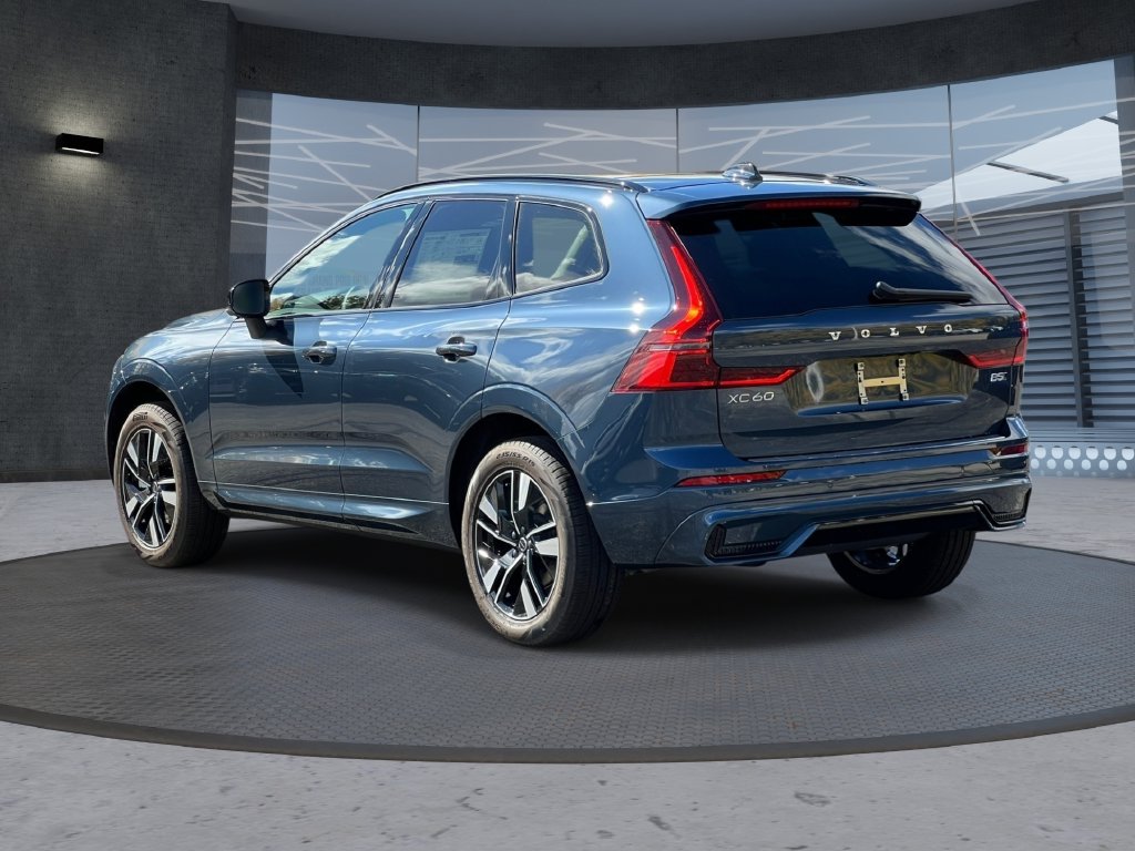 New 2027 Volvo XC60 B5 Core SUV