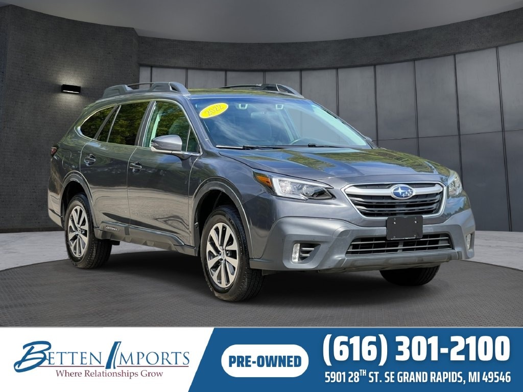Used 2022 Subaru Outback Premium SUV