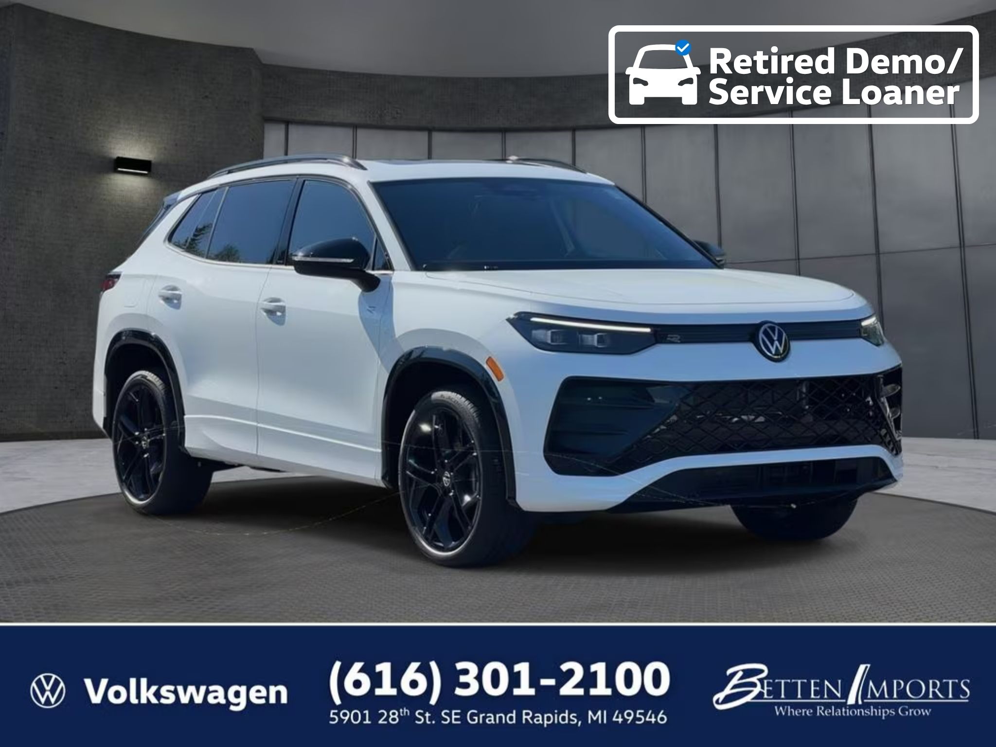 2026 Volkswagen Tiguan SE R-Line Black SUV