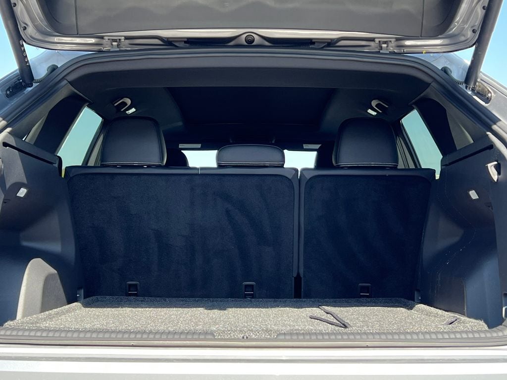 2025 Volkswagen Atlas Cross Sport SEL - Photo 40