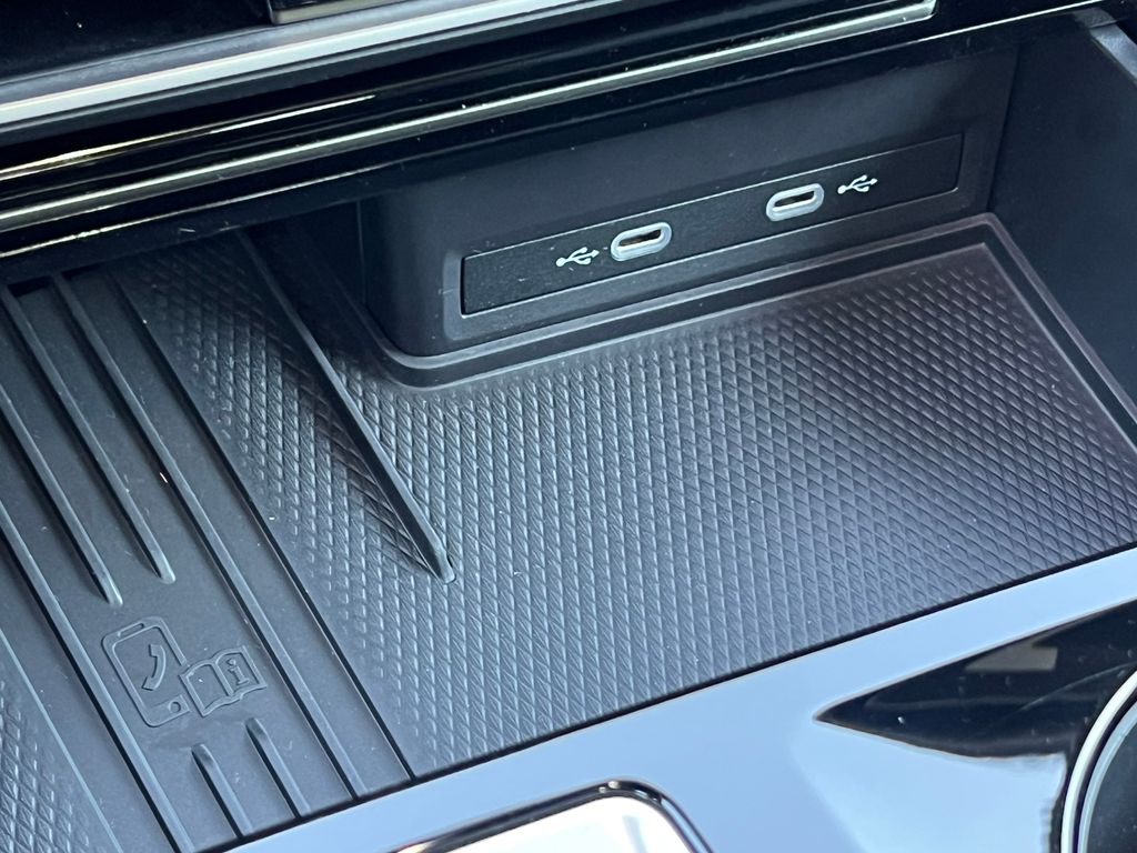 2025 Volkswagen Atlas Cross Sport SEL - Photo 28