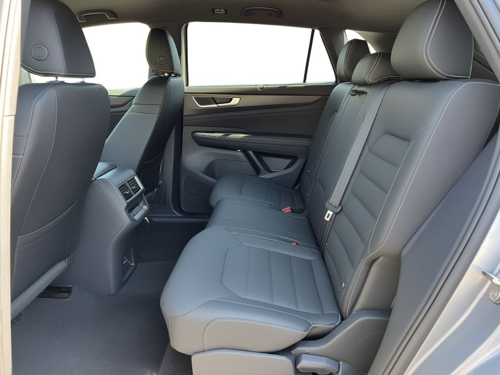 2025 Volkswagen Atlas Cross Sport SEL - Photo 6
