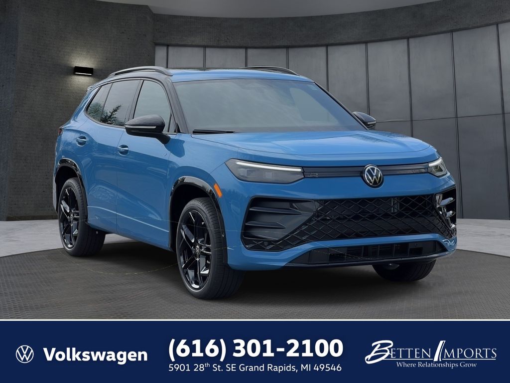 2026 Volkswagen Tiguan SE R-Line Black SUV