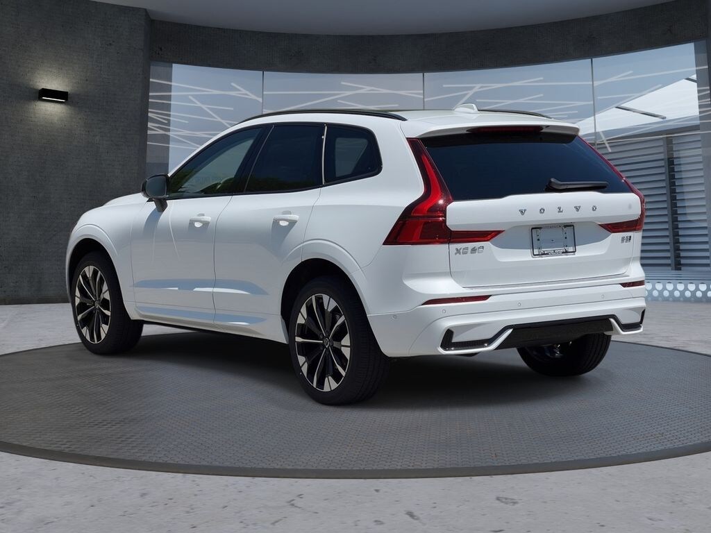New 2026 Volvo XC60 B5 Plus SUV