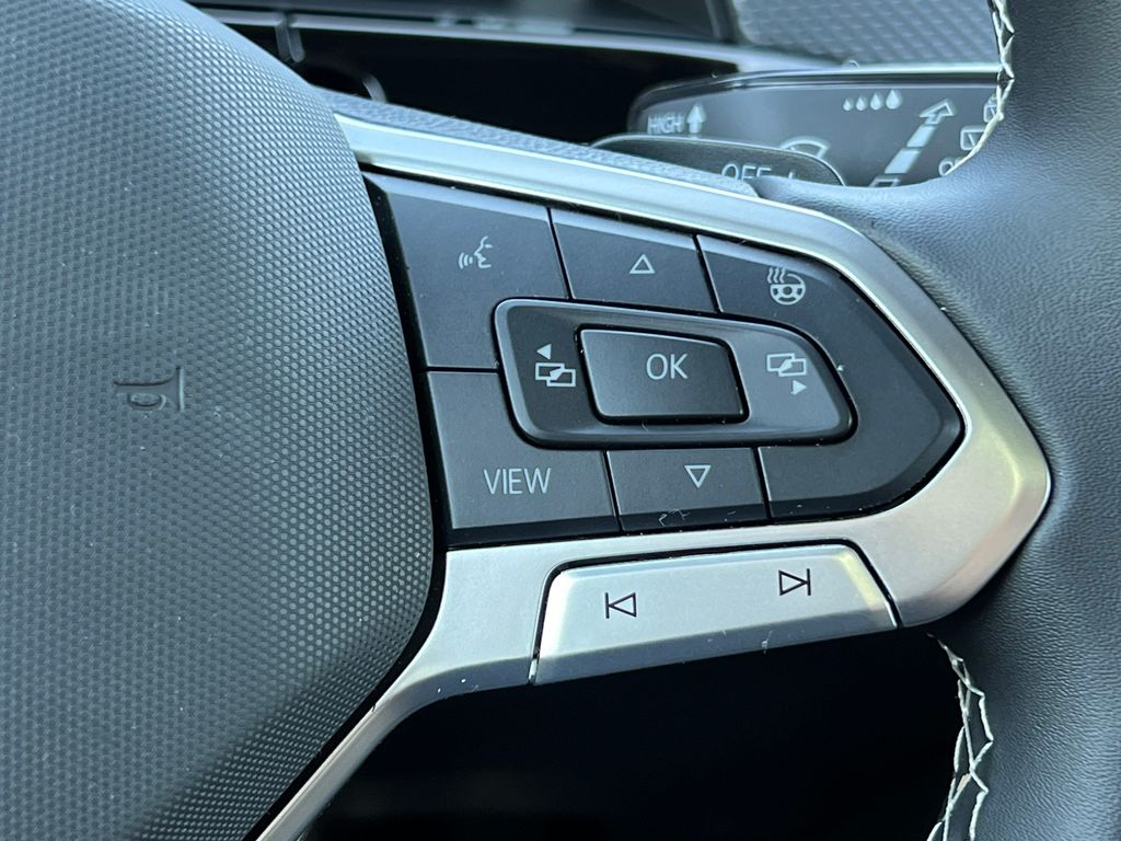 2025 Volkswagen Atlas Cross Sport SEL - Photo 21