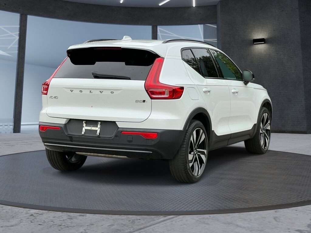 Used 2023 Volvo XC40 Ultimate SUV