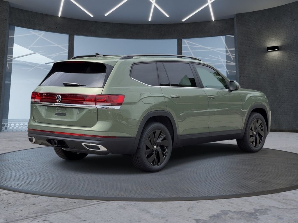 2026 Volkswagen Atlas SE w/Tech - Photo 4
